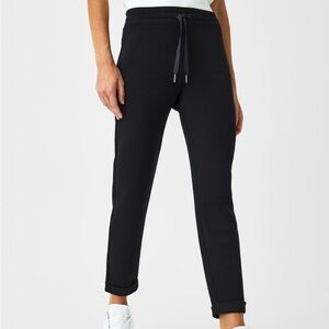 Spanx Air Essential Tapered Pant